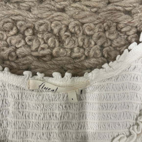 anthropologie ruched top - Picture 4 of 5